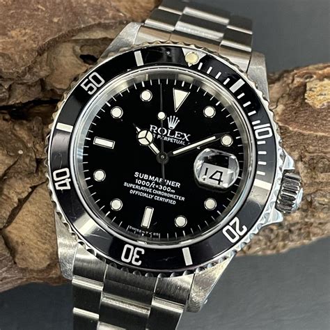 gouden ring rolex|Rolex Submariner Date.